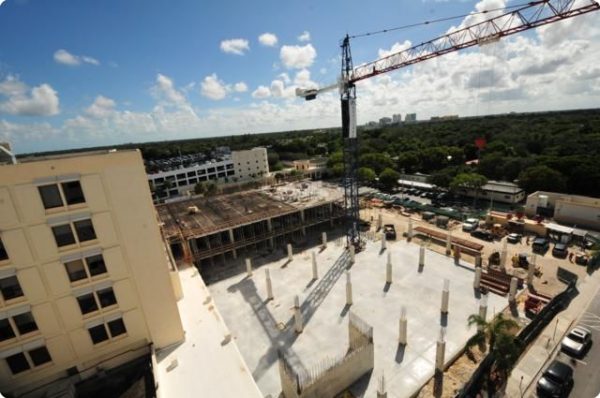 09202011_01_640x425-29-700-600-80-rd-255-255-255