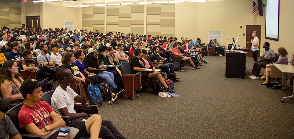 FBPE Executive Director Zana Raybon discusses licensure with engineering students at the University of Central Florida.